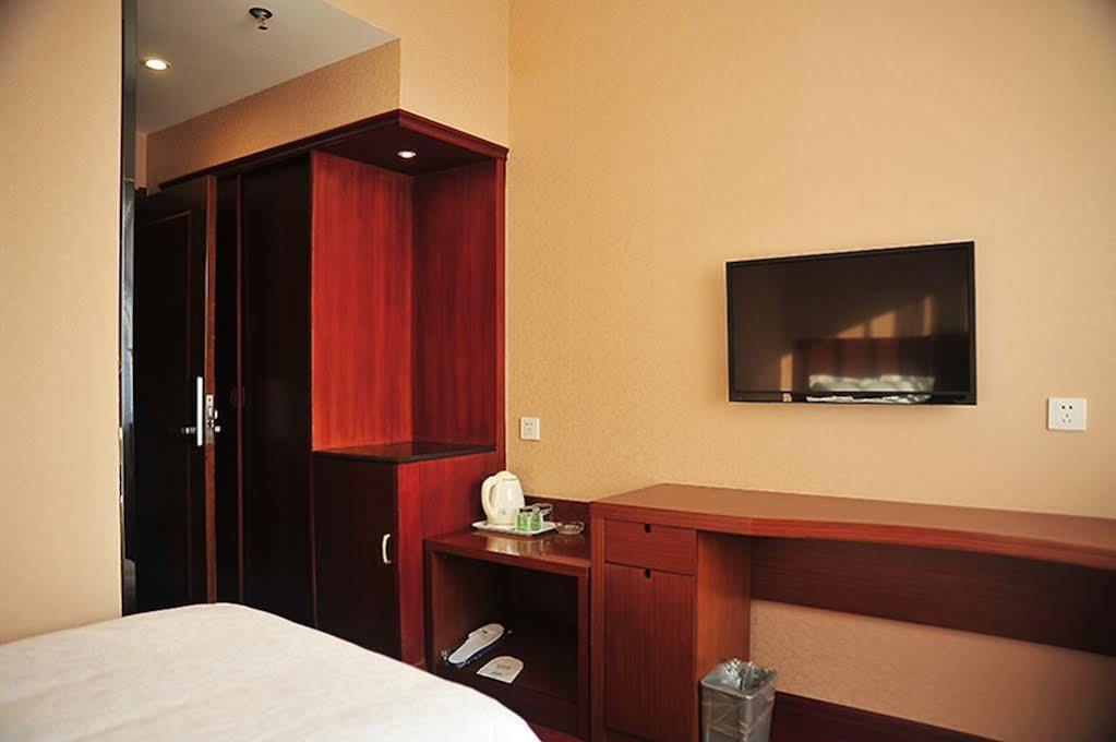 East Sacred Hotel Pechino Esterno foto