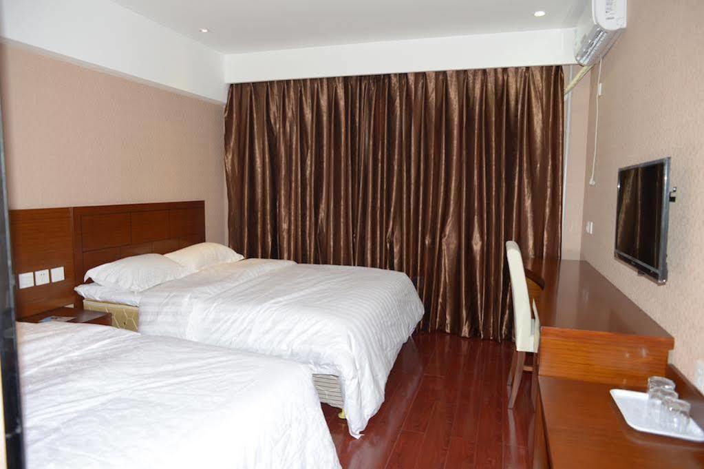 East Sacred Hotel Pechino Esterno foto