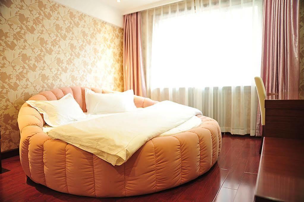 East Sacred Hotel Pechino Esterno foto